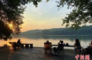 牡丹江“移动卧室”重塑旅行方式 “Z世代”爱上车轮上的家